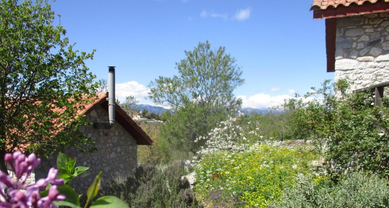 Stone House In A Quiet Landscape, Leonidion Villa Eksteriør bilde
